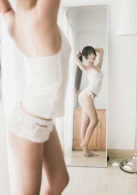 25岁女高中生相亲对象_午夜在线观看完整版